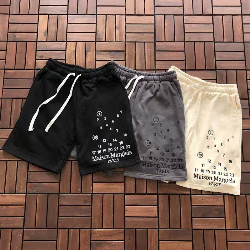 MAISON MARGIELA SHORTS 33101310 (im 180CM 68KG iwear size 46 in the photo)