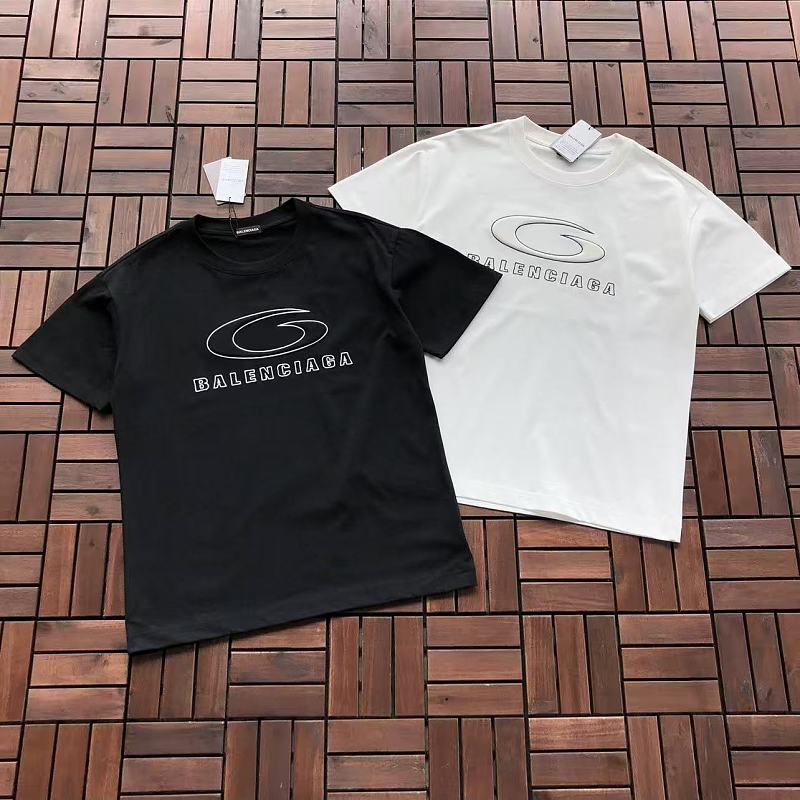 BALENCIAGA T-SHIRT 55060841 (im 185CM 80KG iwear size L in the photo)
