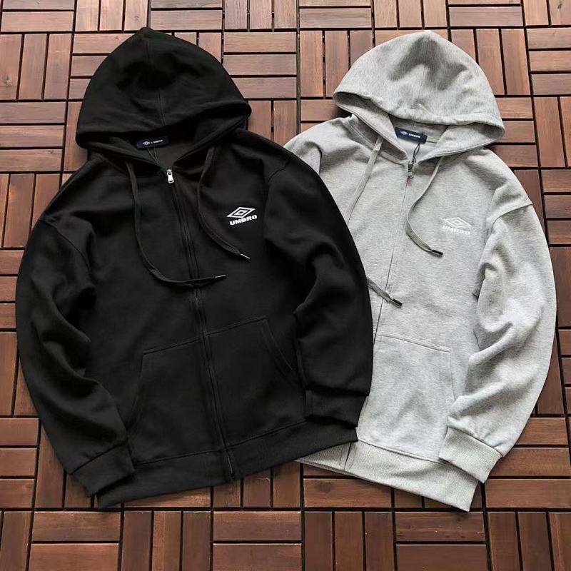 UMBRO HOODIE 22111240 (im 176CM 58KG iwear size M in the photo)