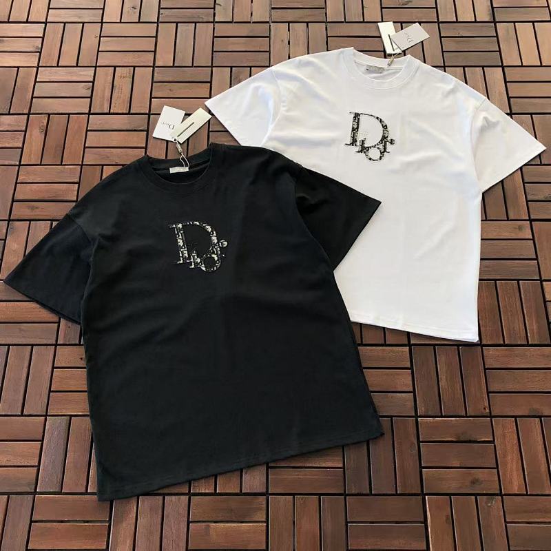 DIOR T-SHIRT 55011720 (im 185CM 80KG iwear size M in the photo)