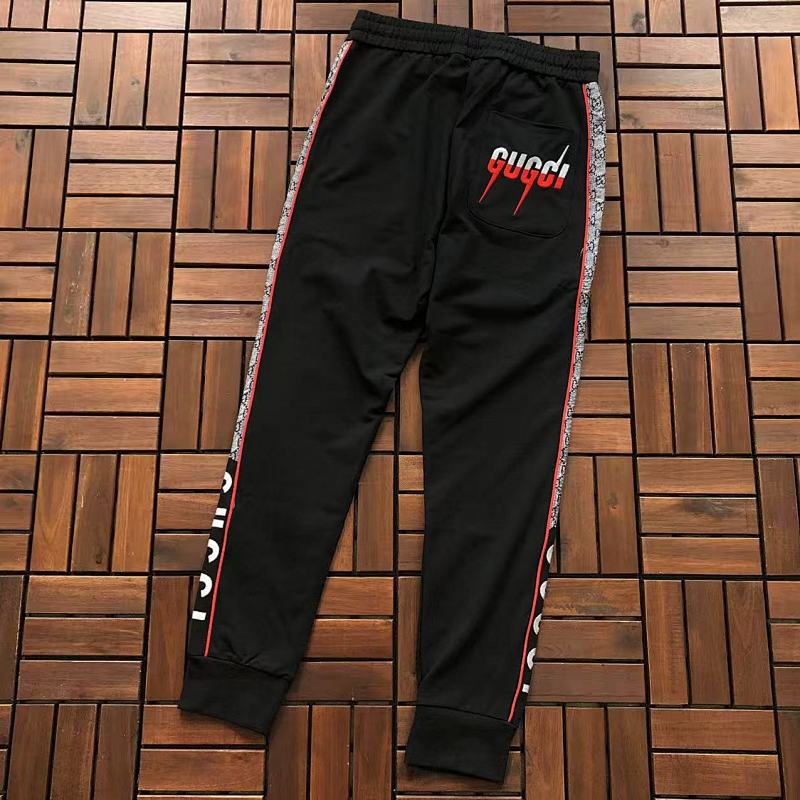 GUCCI TROUSERS 77031917