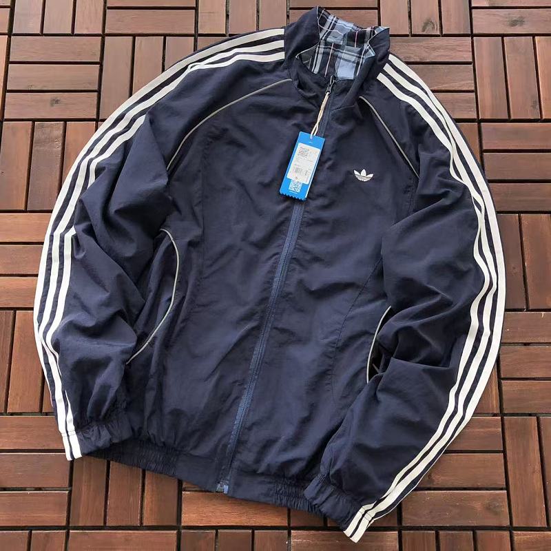 ADIDAS JACKET 66042152 (im 176CM 58KG iwear size S in the photo)