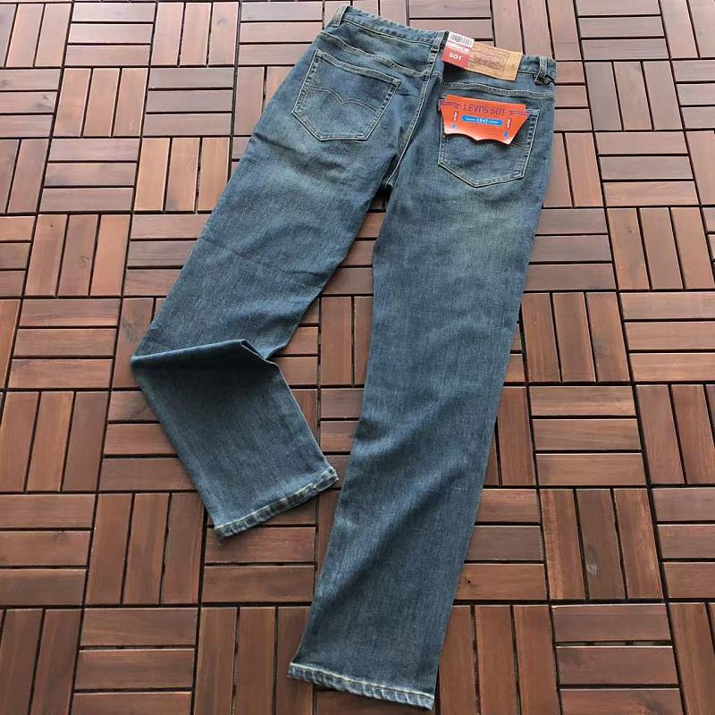 LEVI'S JEANS 66072016 (im 185CM 70KG iwear size 32 in the photo)