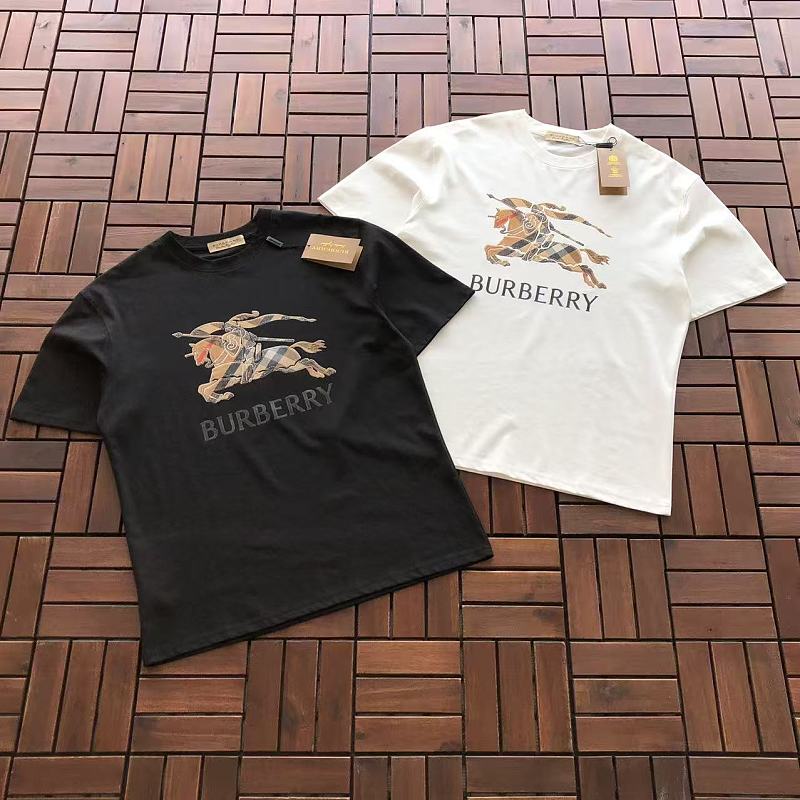 BURBERRY T-SHIRT 88071207 (im 185CM 70KG iwear size XL in the photo)