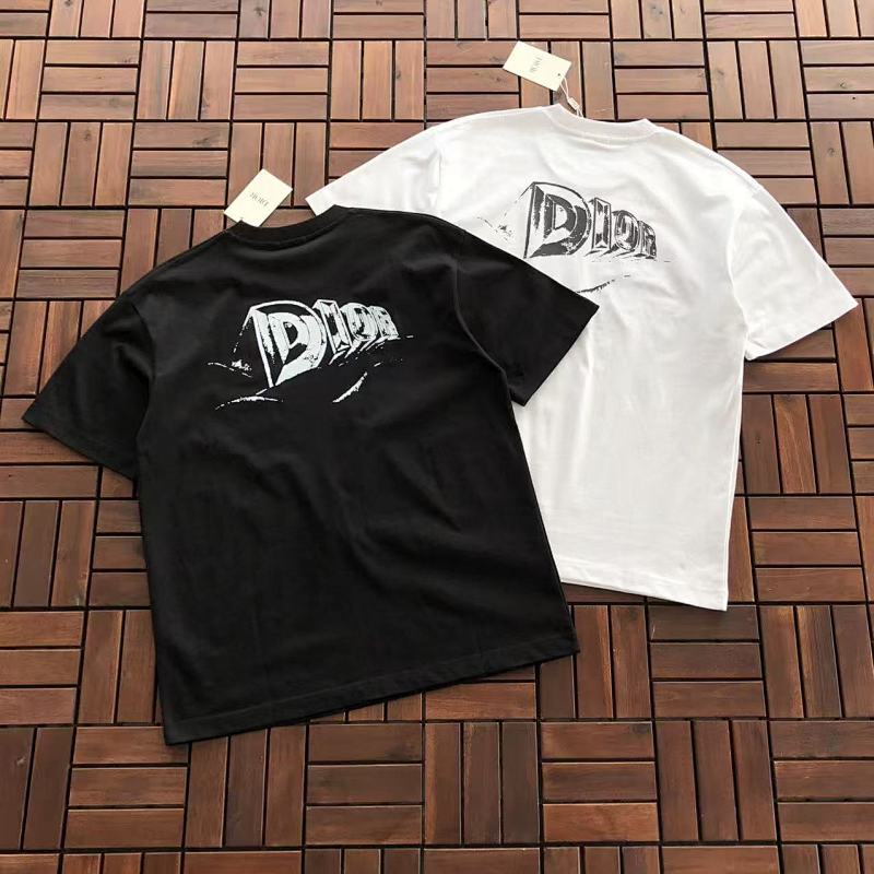 DIOR T-SHIRT 33121529 (im 180CM 68KG iwear size M in the photo)
