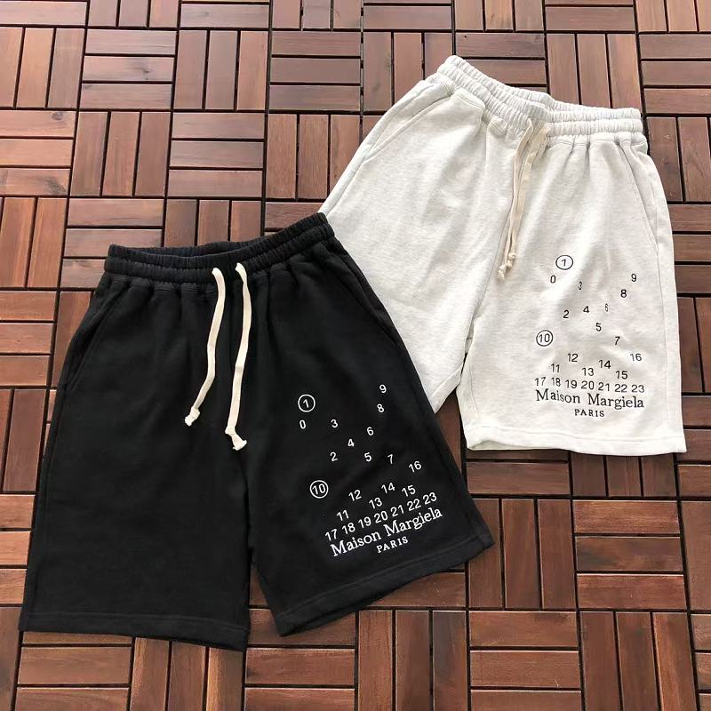 MAISON MARGIELA SHORTS 55062117 (im 180CM 68KG iwear size 46 in the photo)