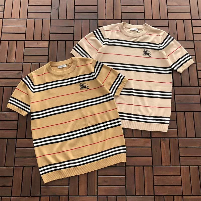 BURBERRY T-SHIRT SWEATER 66030942 (im 180CM 68KG iwear size S in the photo)