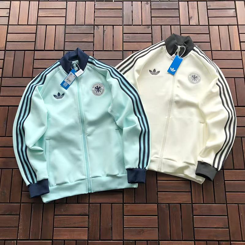 ADIDAS SWEATER 66070333 (im 185CM 70KG iwear size M in the photo)