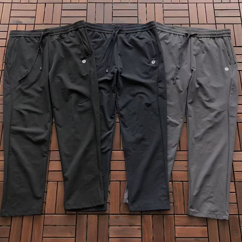 LULULEMON TROUSERS 66080315 (im 185CM 70KG iwear size 3XL in the photo)