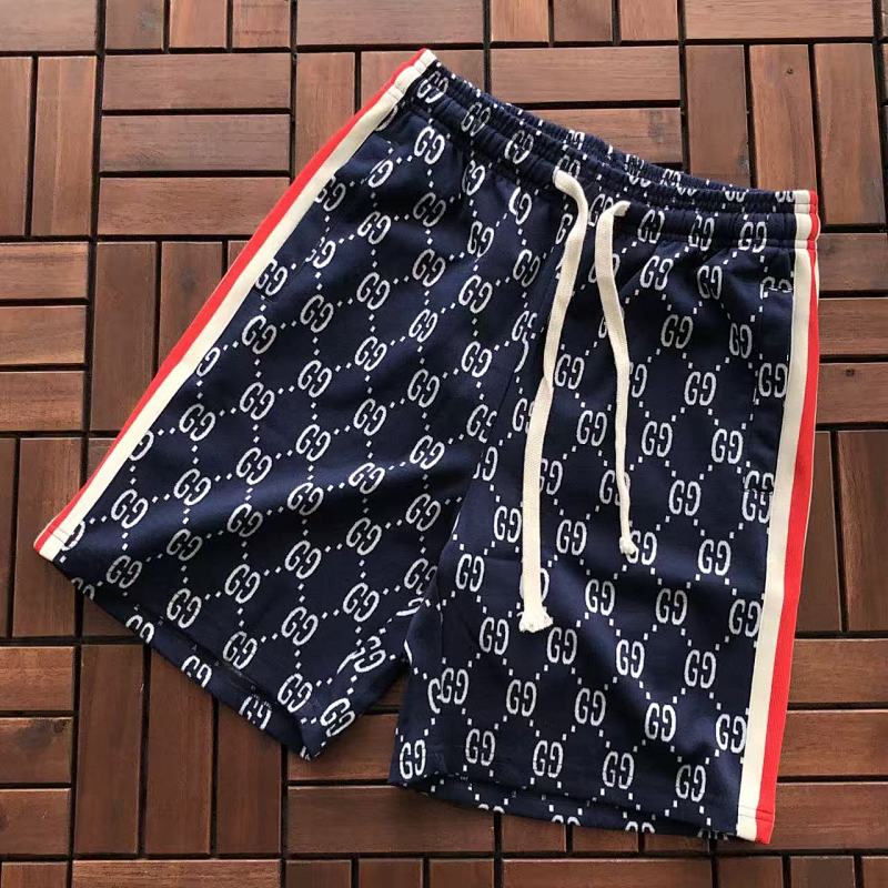 GUCCI SHORTS 44121204 (im 176CM 58KG iwear size S in the photo)