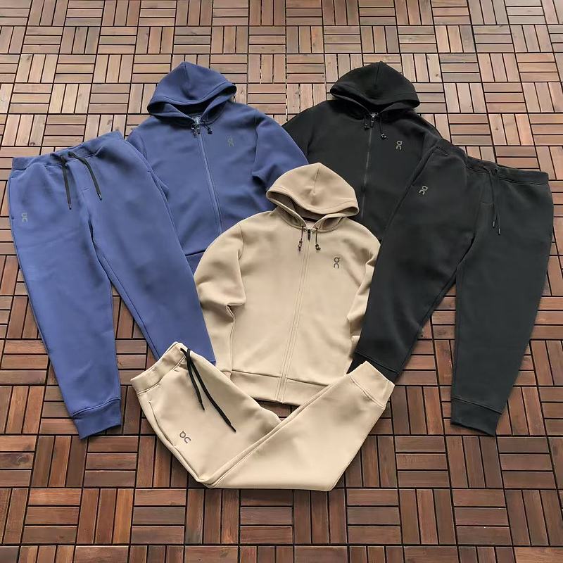 TOP PANTS ON RUNNING HOODIE TROUSERS 55042665 (im 185CM 80KG iwear size L in the photo)