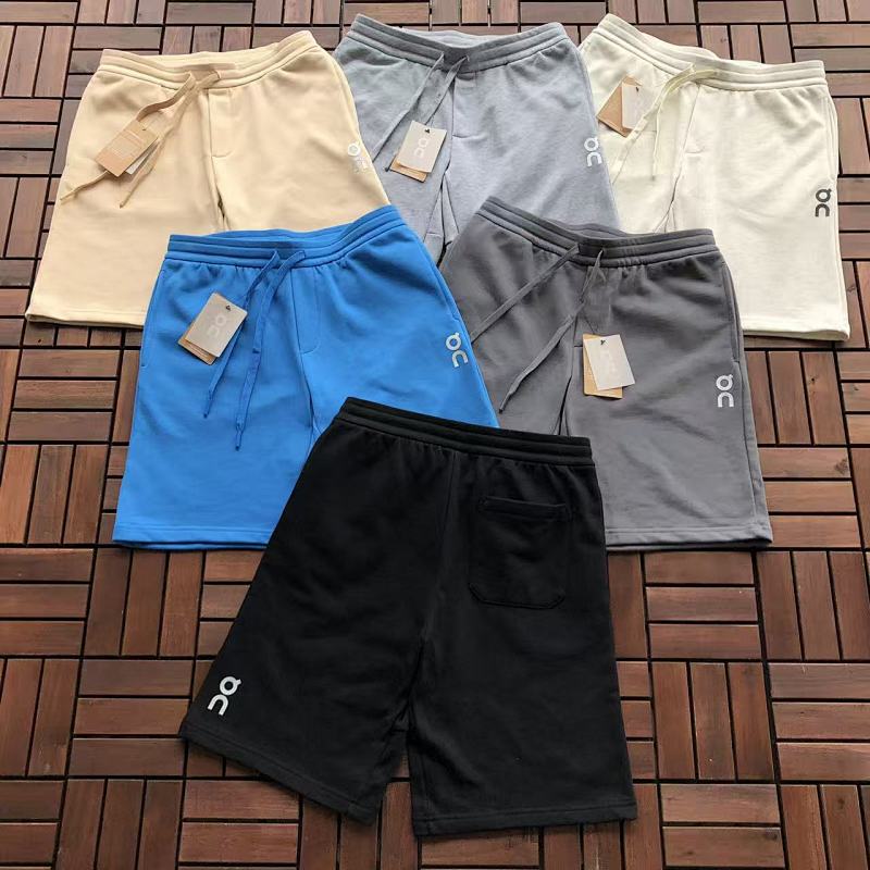 ON RUNNING SHORTS 66040221 (im 185CM 80KG iwear size M in the photo)