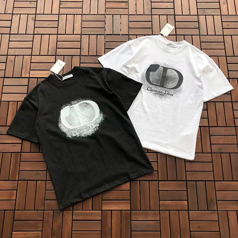 DIOR T-SHIRT 22102009 (im 180CM 68KG iwear size L in the photo)