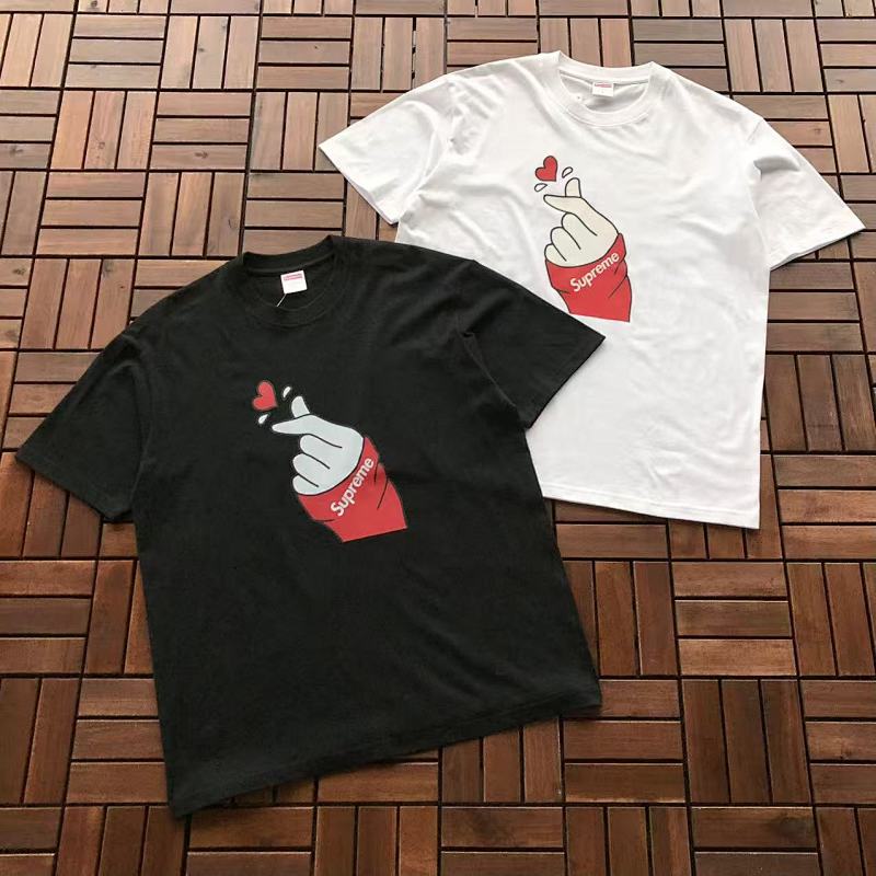 SUPREME T-SHIRT 77033024 (im 176CM 58KG iwear size M in the photo)