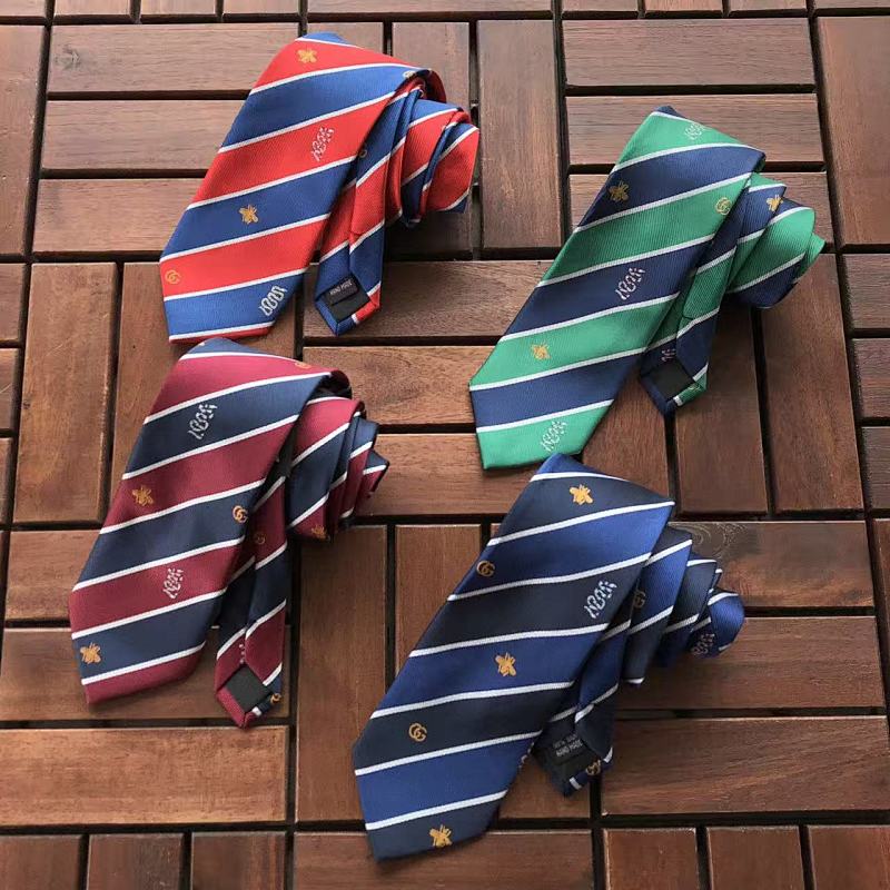 GUCCI TIE 55032726