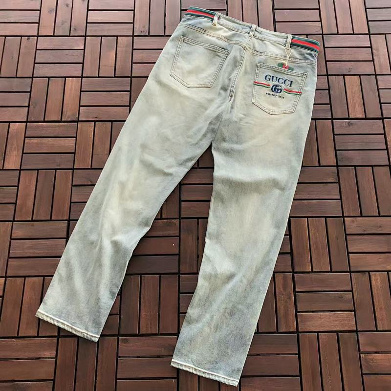 GUCCI JEANS 22121651 (im 185CM 80KG iwear size 34 in the photo)