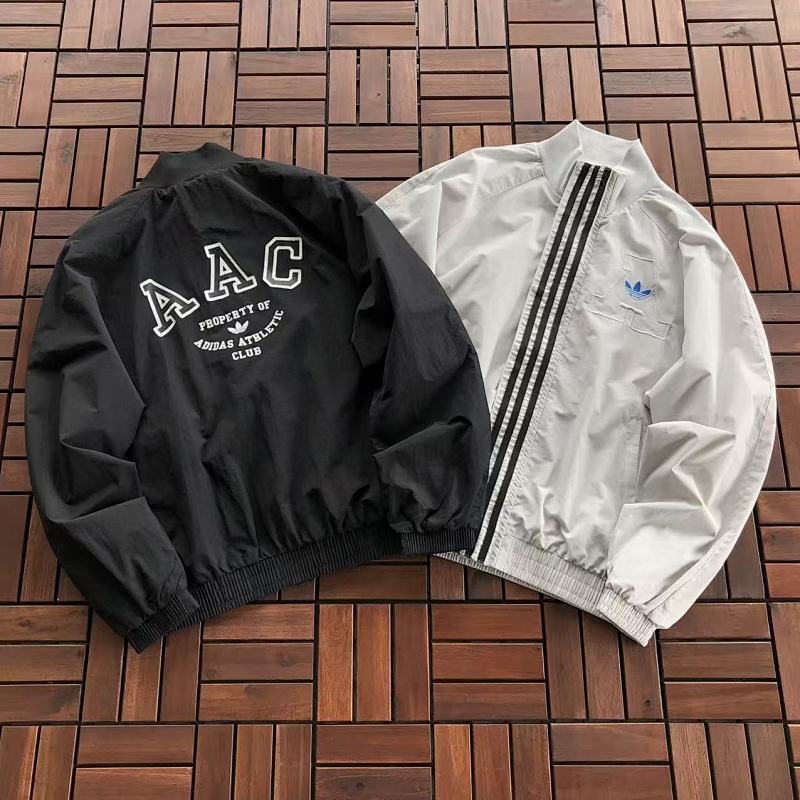 ADIDAS JACKET 22103009 (im 176CM 58KG iwear size M in the photo)