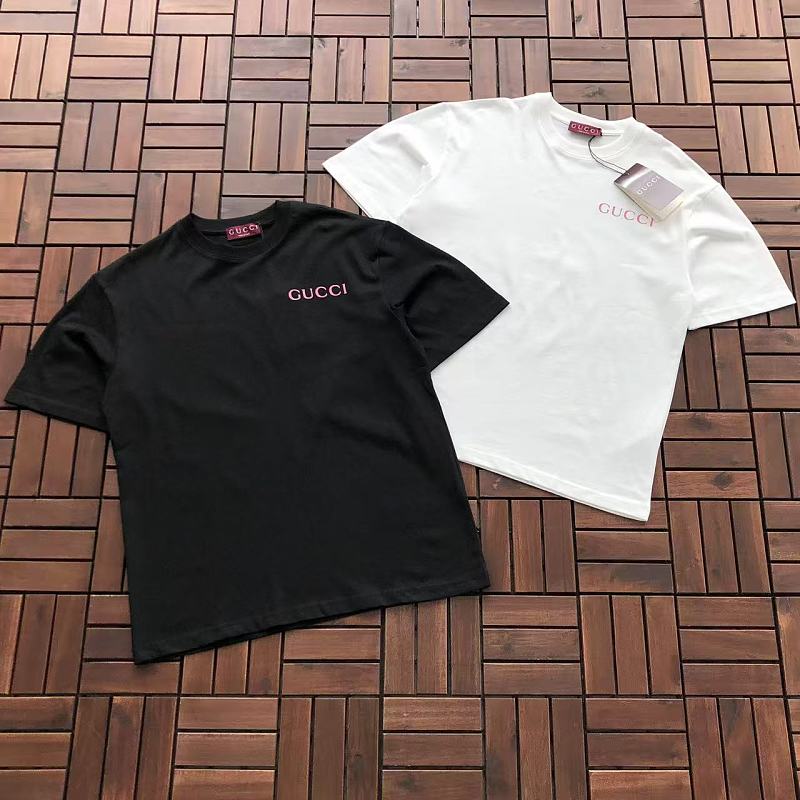 GUCCI T-SHIRT 66042224 (im 176CM 58KG iwear size S in the photo)