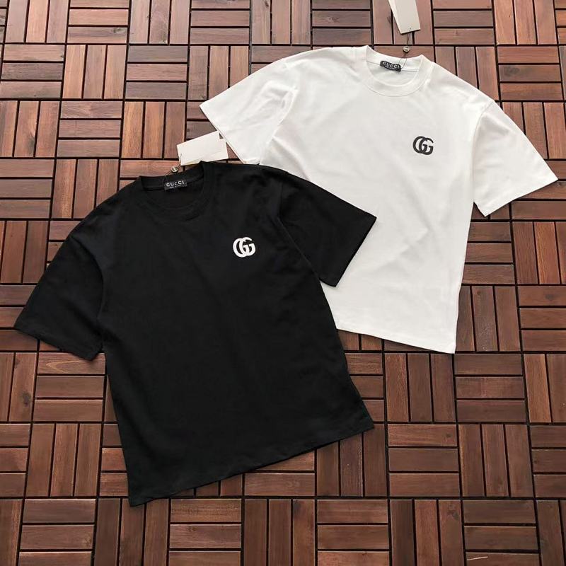 GUCCI T-SHIRT 55011126 (im 176CM 58KG iwear size S in the photo)