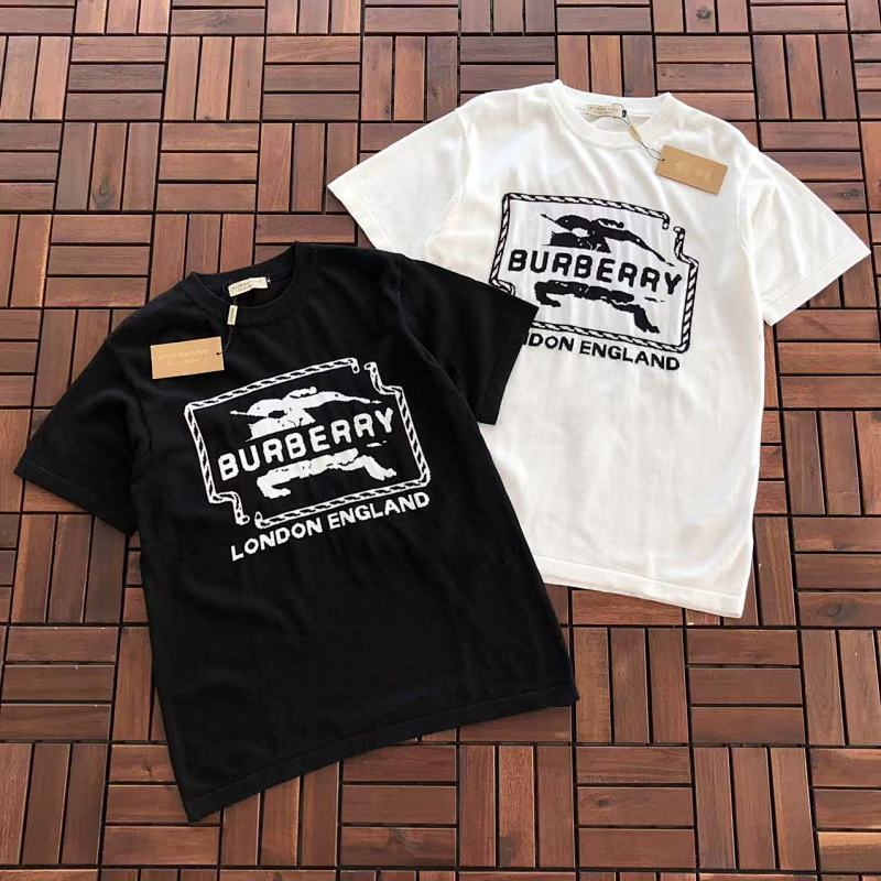 BURBERRY T-SHIRT SWEATER 33121751 (im 180CM 68KG iwear size M in the photo)