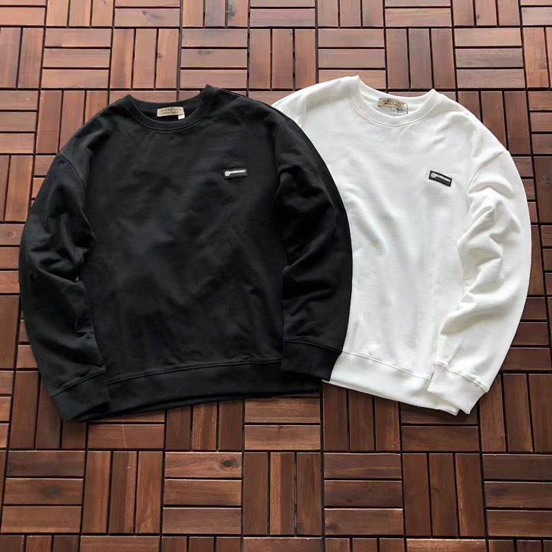 BURBERRY SWEATER 22100704 (im 180CM 68KG iwear size L in the photo)
