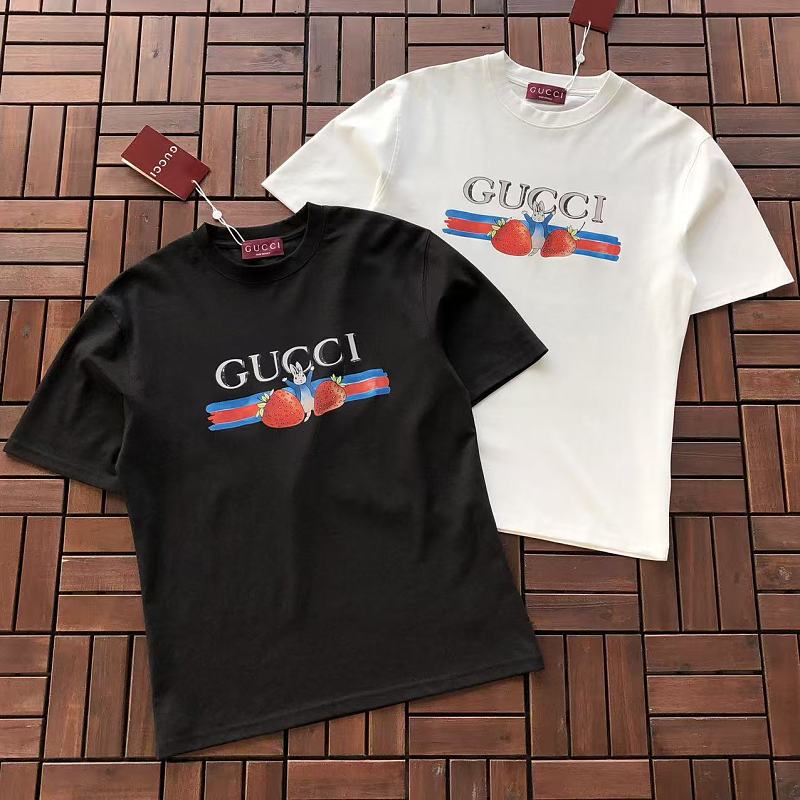 GUCCI T-SHIRT 88070218 (im 185CM 80KG iwear size L in the photo)