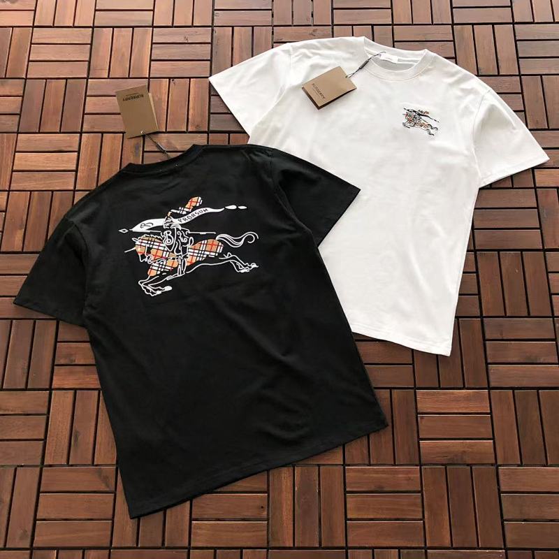 BURBERRY T-SHIRT 55040944 (im 176CM 58KG iwear size M in the photo)
