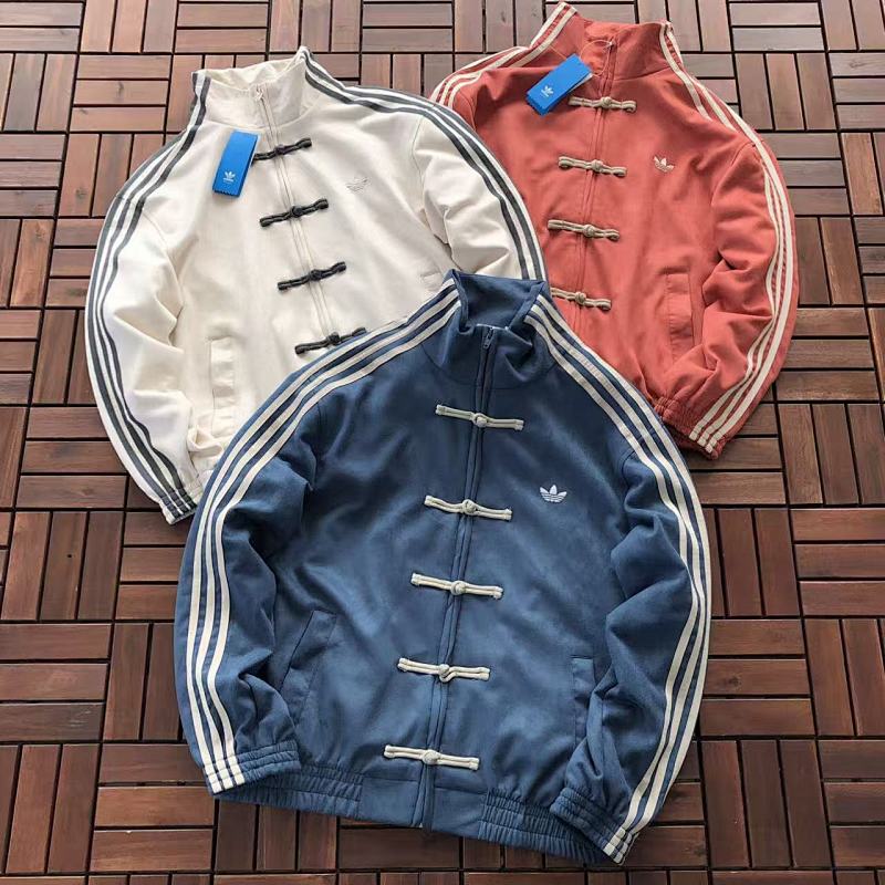 ADIDAS JACKET 77010621 (im 180CM 68KG iwear size M in the photo)