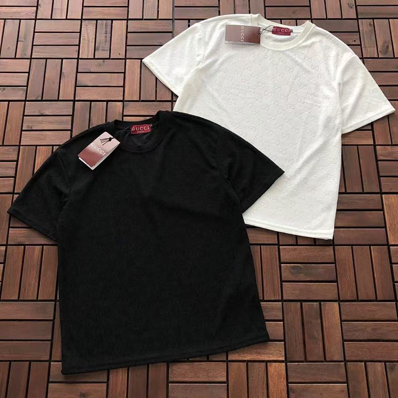 GUCCI T-SHIRT 55012836 (im 185CM 80KG iwear size L in the photo)