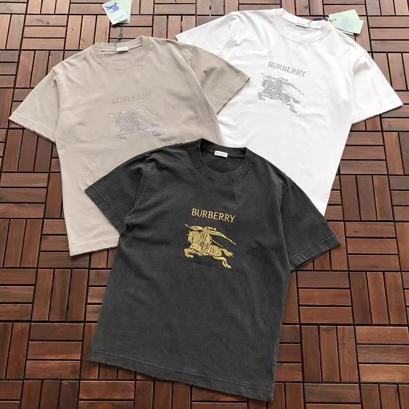 BURBERRY T-SHIRT 77071125 (im 185CM 70KG iwear size S in the photo)