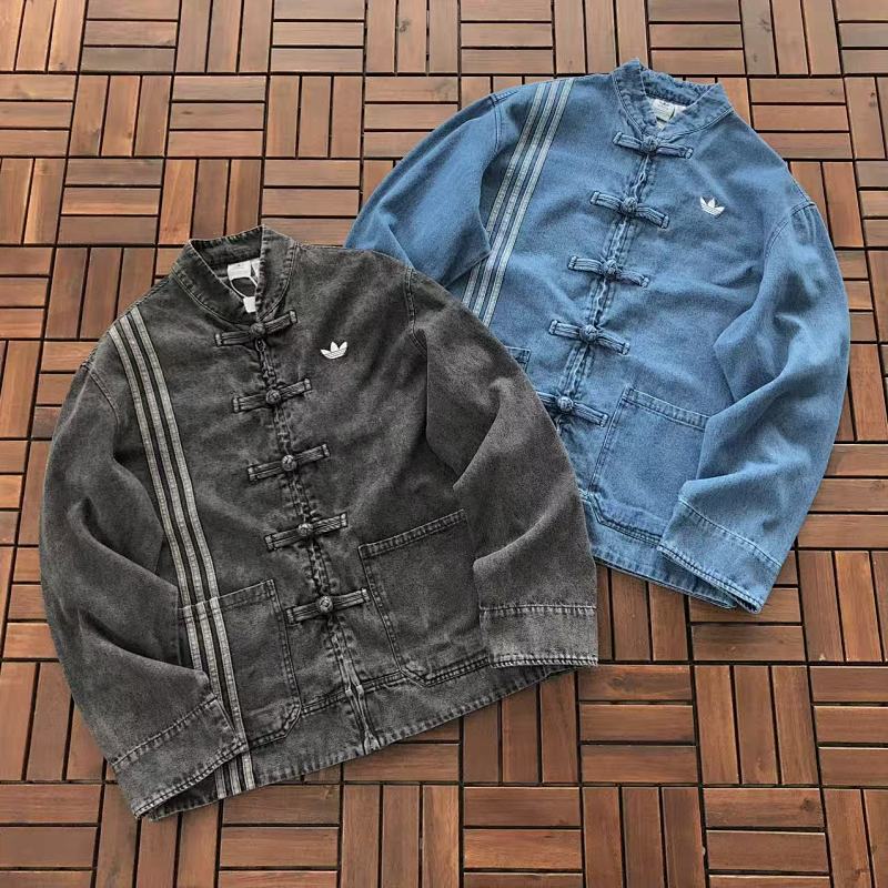 ADIDAS JACKET 77032007 (im 180CM 68KG iwear size M in the photo)