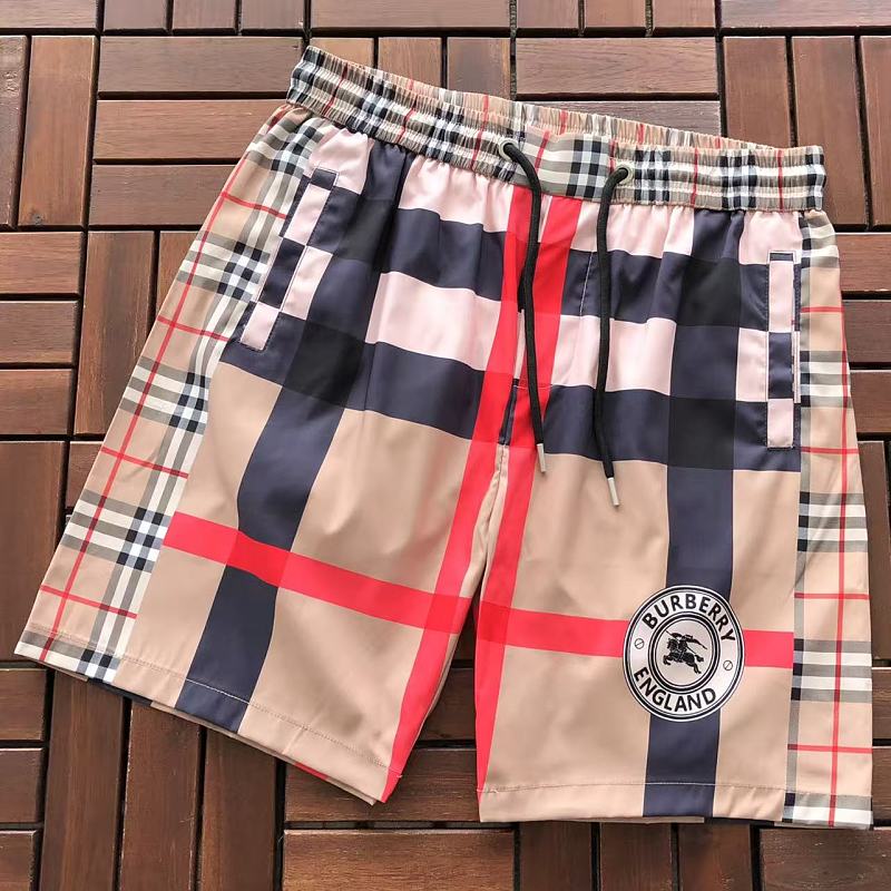 BURBERRY SHORTS 55053162 (im 185CM 70KG iwear size XL in the photo)