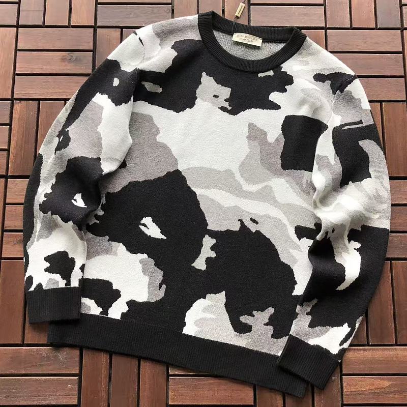 BURBERRY SWEATER 55082043 (im 180CM 68KG iwear size L in the photo)