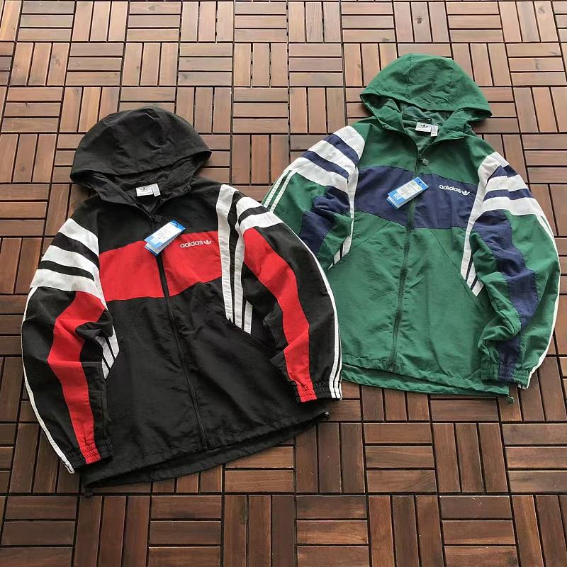 ADIDAS JACKET 66071503 (im 180CM 68KG iwear size M in the photo)