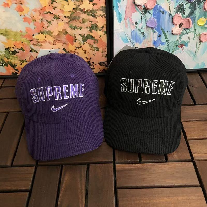 SUPREME & NIKE CAP 66040507