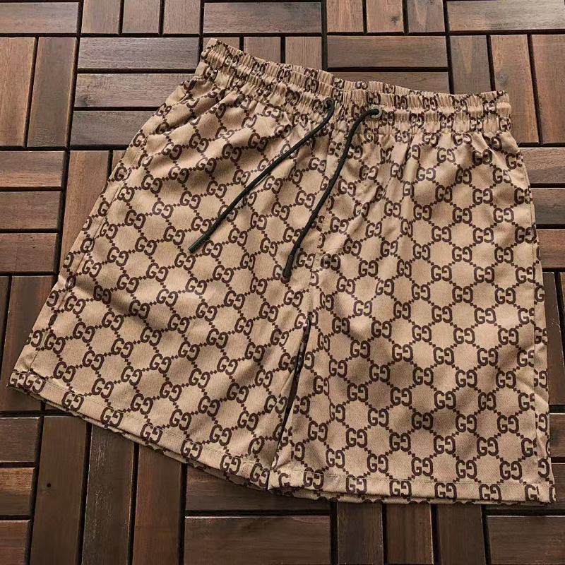 GUCCI SHORTS 55010710 (im 180CM 68KG iwear size L in the photo)