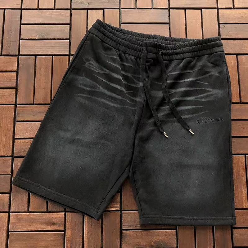BALENCIAGA SHORTS 66060122 (im 180CM 68KG iwear size L in the photo)