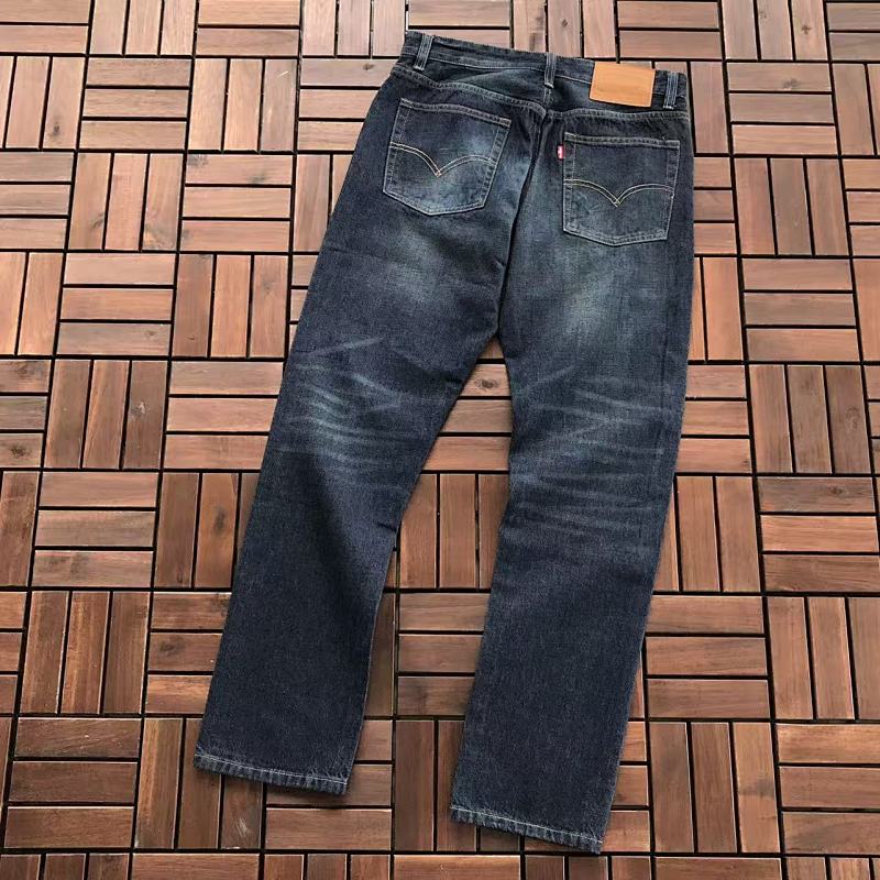 LEVI'S JEANS 88031113 (im 185CM 80KG iwear size 30 in the photo)
