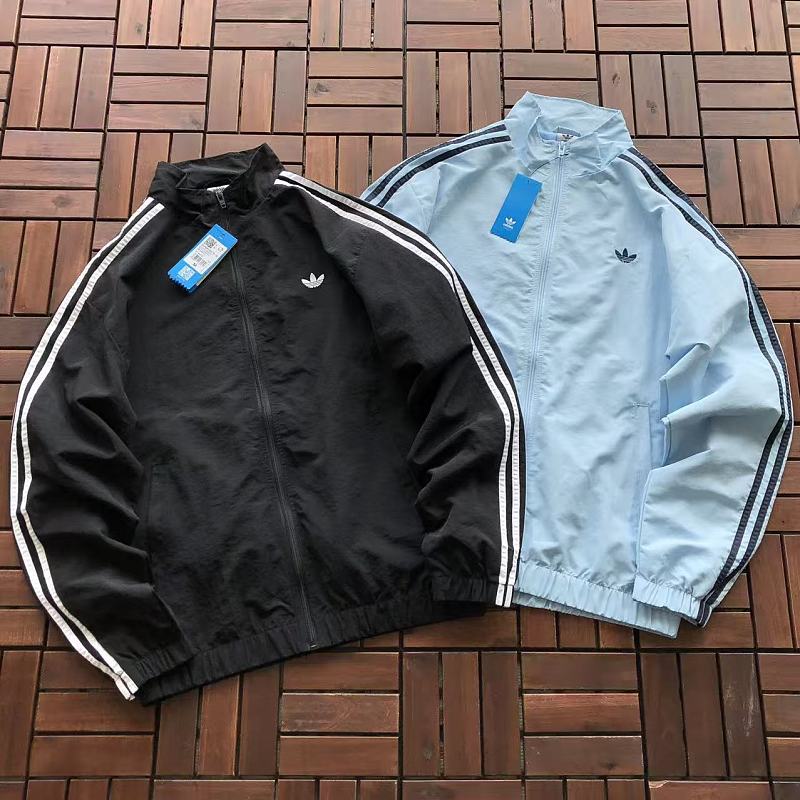 ADIDAS JACKET 66052526 (im 185CM 70KG iwear size M in the photo)