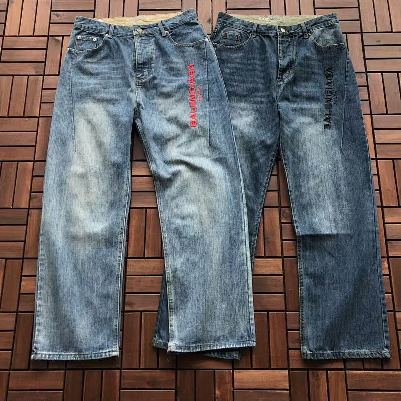 BALENCIAGA JEANS 11110224(im 180CM 68KG iwear size 34 in the photo)