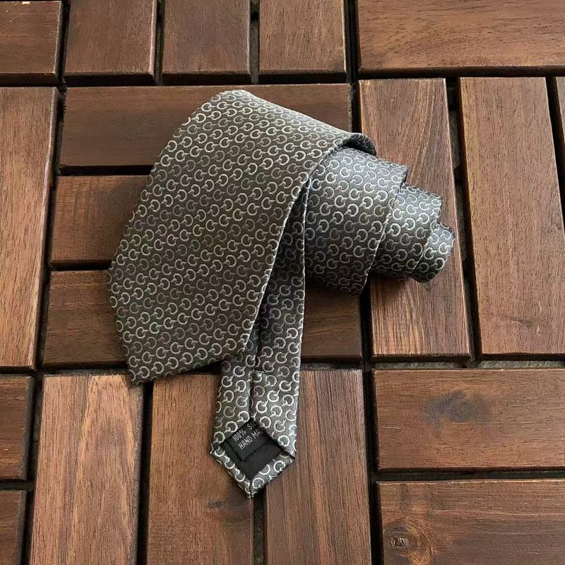 GUCCI TIE 55032505