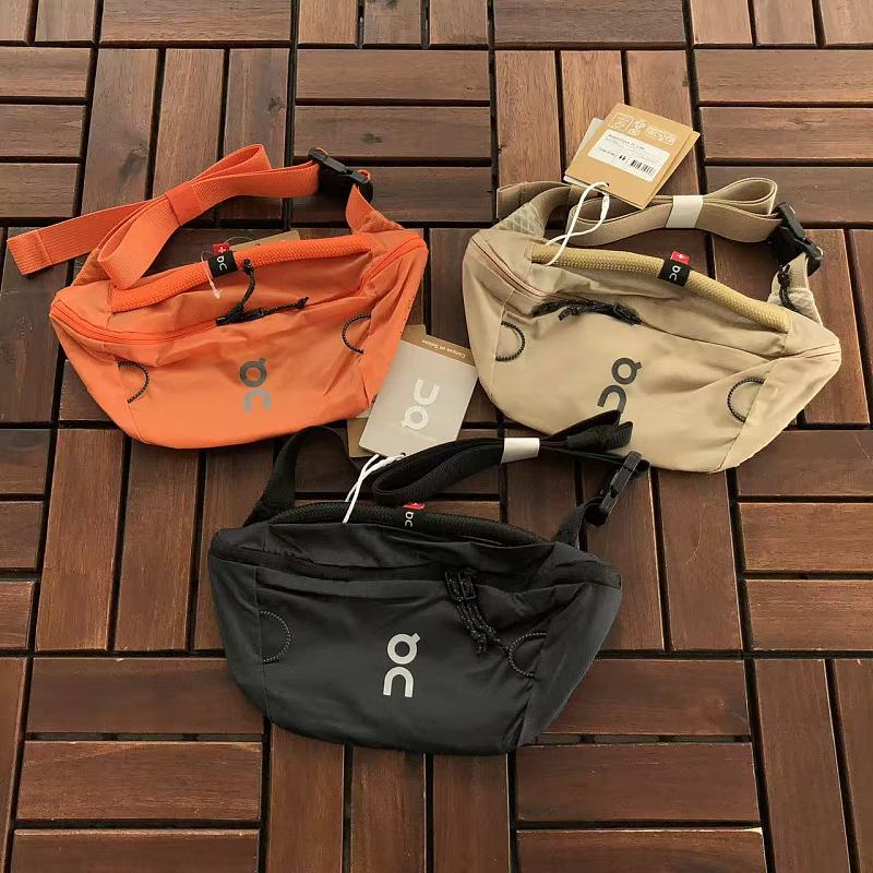 ON RUNNING BAG 55052557 （长25CM*宽12CM*高9CM）