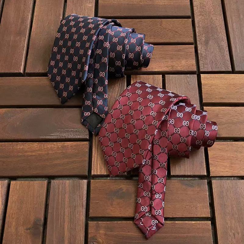 GUCCI TIE 55032506
