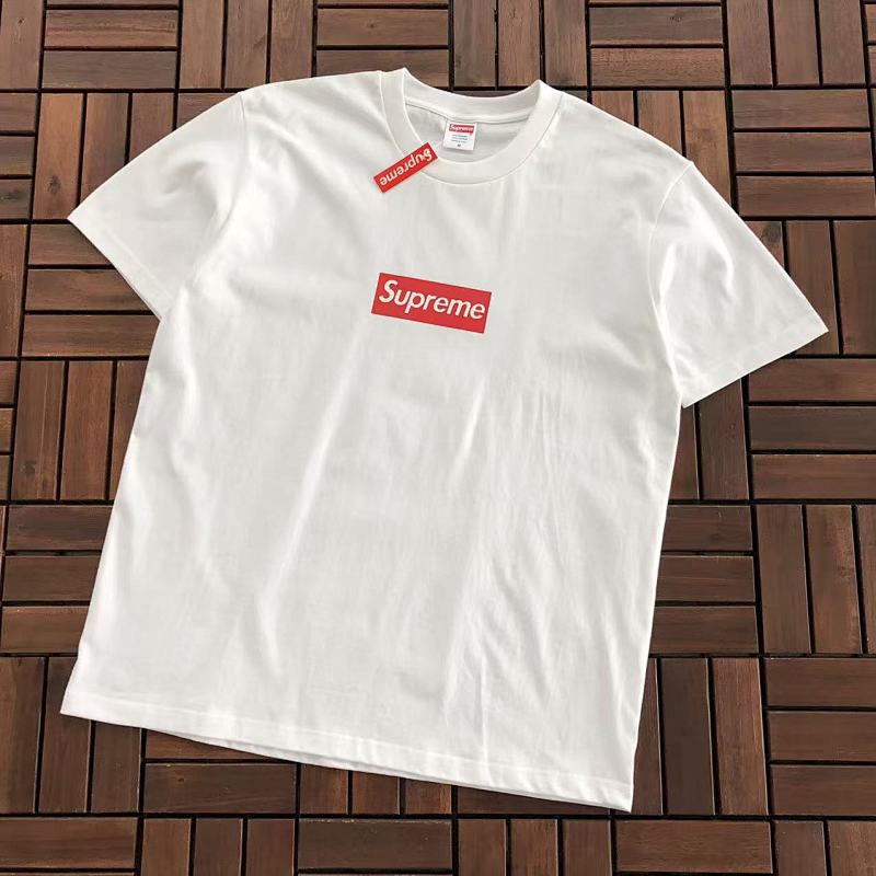 SUPREME T-SHIRT 77032458 (im 180CM 68KG iwear size M in the photo)