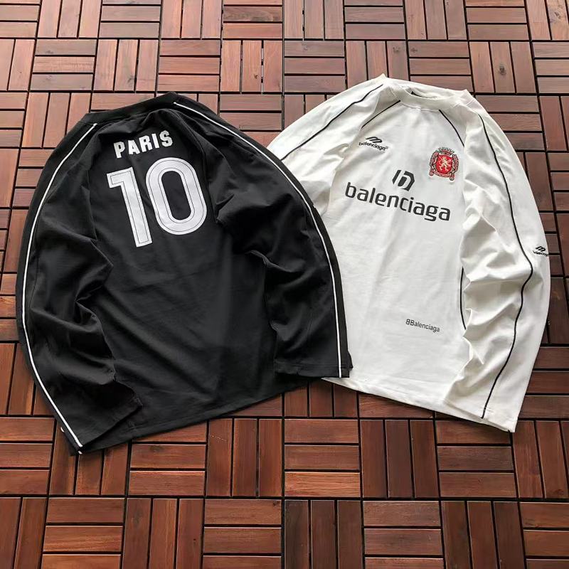BALENCIAGA LONG-SLEEVE 22090628 (im 185CM 75KG iwear size M in the photo）