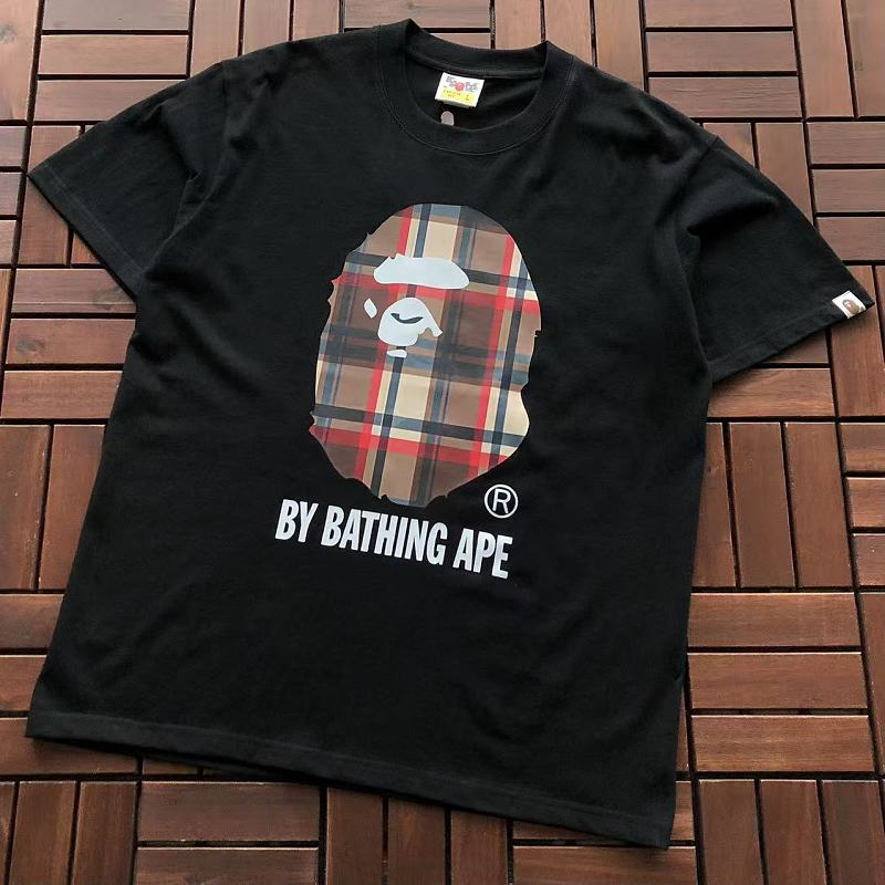 BAPE T-SHIRT 77072136 (im 185CM 70KG iwear size L in the photo)
