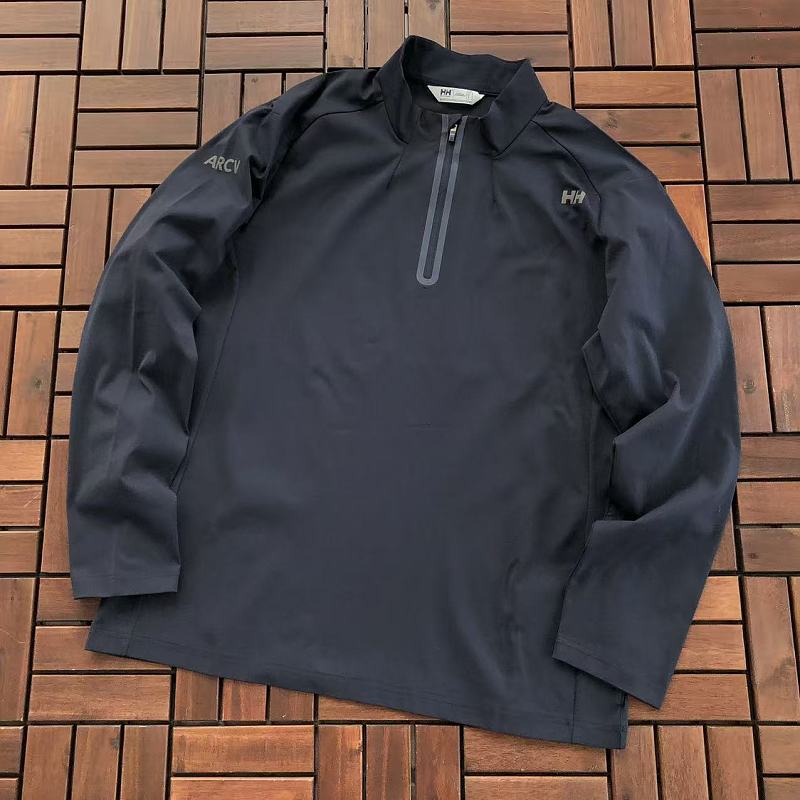 HELLY HANSEN LONG-SLEEVE 66081814 (im 185CM 70KG iwear size 2XL in the photo)