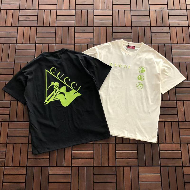 GUCCI T-SHIRT 22121212 (im 185CM 80KG iwear size S in the photo)