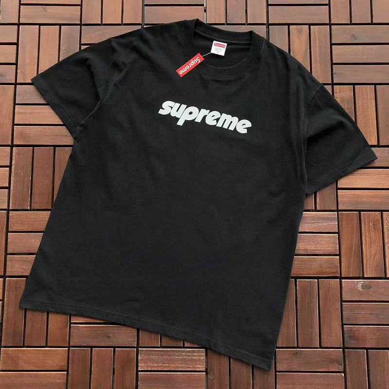 SUPREME T-SHIRT 77072822 (im 185CM 80KG iwear size M in the photo)
