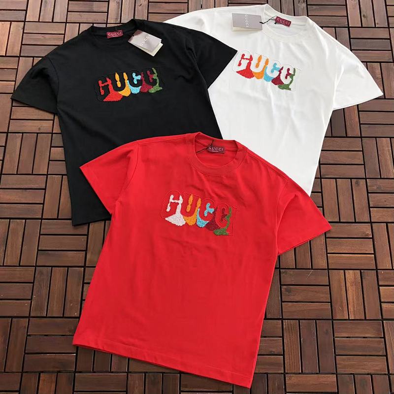 GUCCI T-SHIRT 55032606 (im 176CM 58KG iwear size L in the photo)